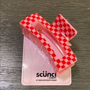 Scunci red squares pattern claw hair clip